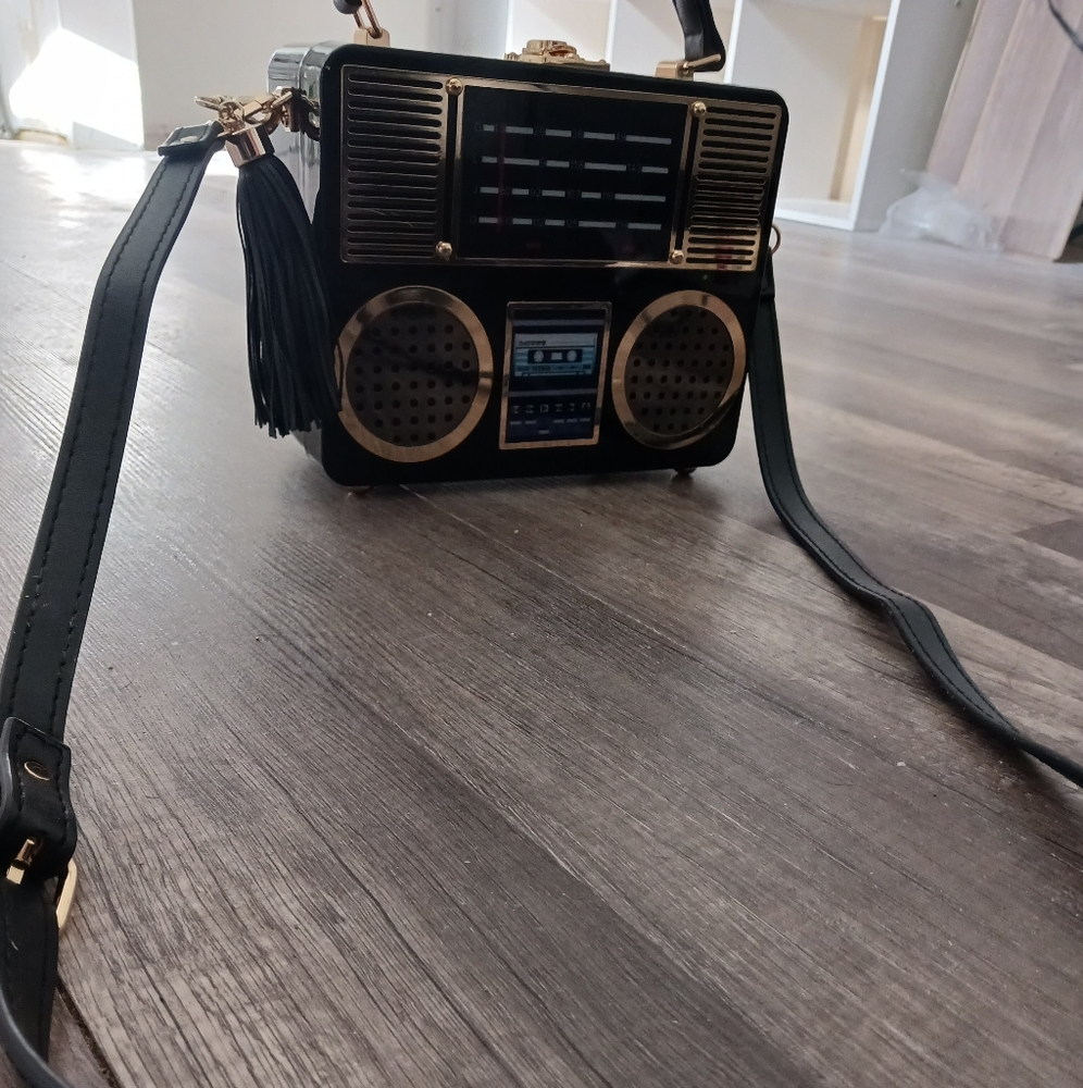 Boombox Bag Hard Case with Handle & Removable Crossbody Strap - Picture 4 of 7